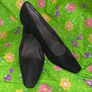 Aerosols CHEERFUL grey pumps